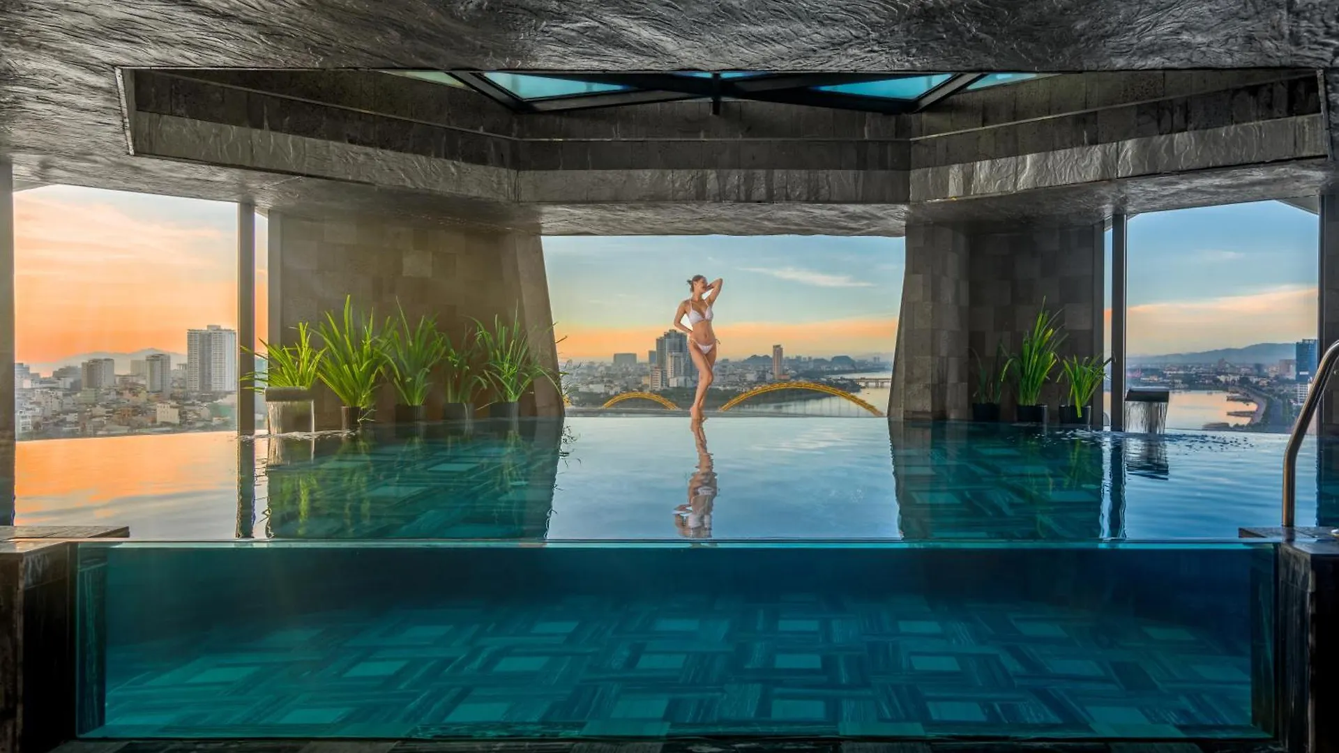 Haian Riverfront Hotel Da Nang