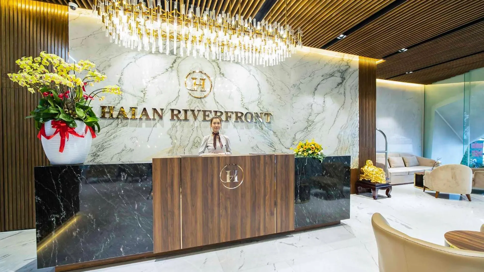 Haian Riverfront Hotel Da Nang